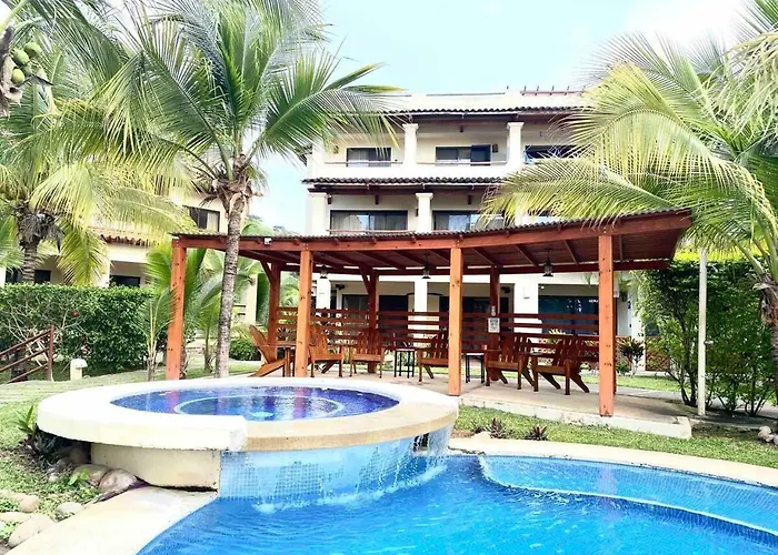 Stylish & Comfortable With Balconies * Coco